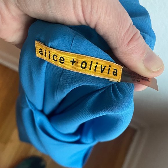 Alice + Olivia Blue Sleeveless Dress Cocktail Flowy Lightweight Racerback - Picture 5 of 6